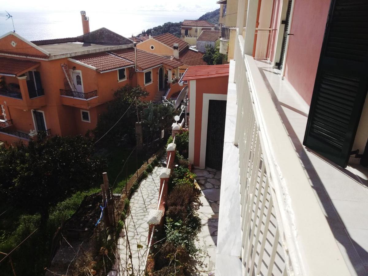 Traditional Panoramic Sea View House Lakones Exterior photo